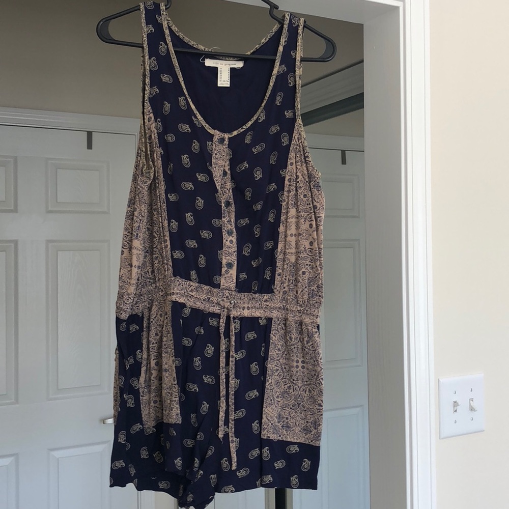 Romper with pockets